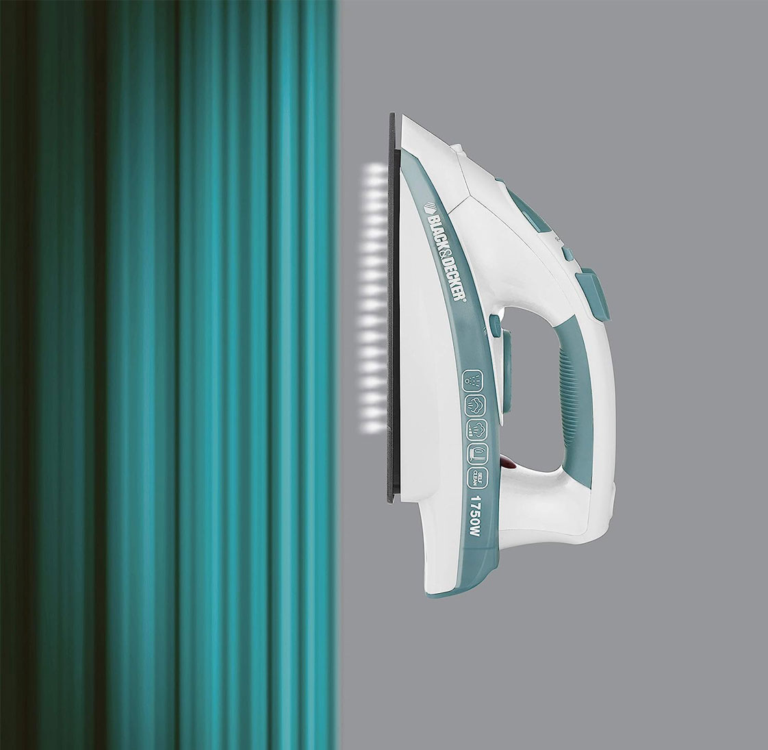 Black & Decker Vertical Steam Iron (X1600-B5)